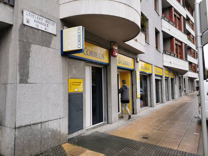 Correosen bulegoa, arratsaldez ere irekita