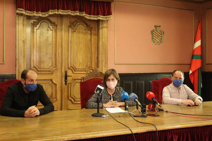 Corrugados Azpeitiaren Amue eremuko lantegia desmuntatzen hasi dira