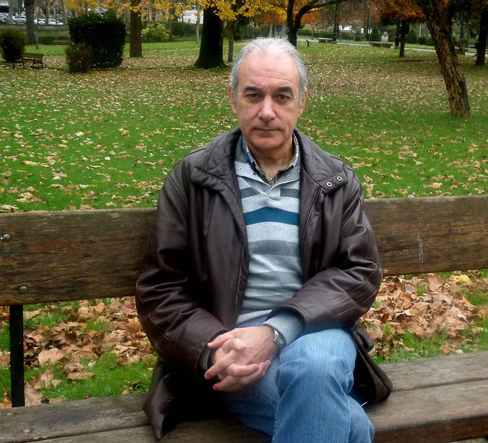 Mikrobioen "alde iluna" izango du hizpide Josu Alberok gaur eskainiko duen hitzaldian