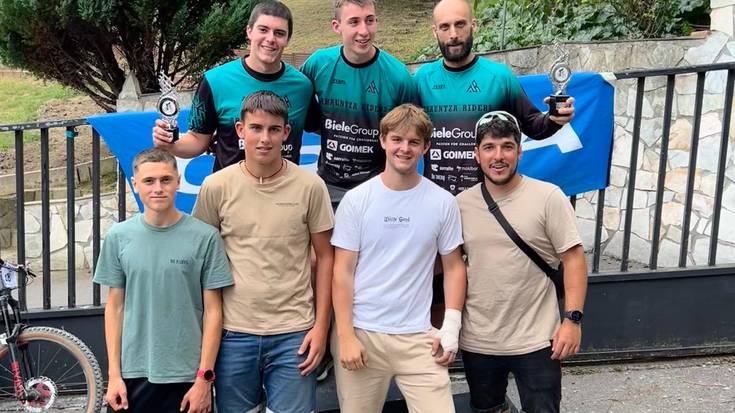 Bi garaipen eta bigarren postu bat, Arauntza Riders taldekoentzat Ermuan