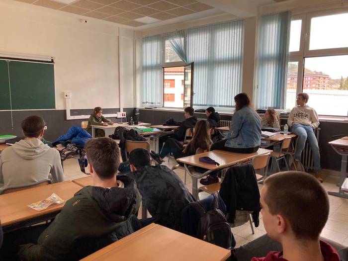 Ikasle grebaren harira, informazio puntua jarriko dute gaur Urola Erdiko Ikasle Abertzaleek