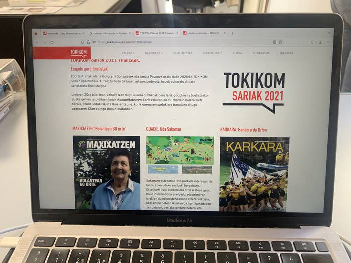 Hamarkada bat tokikoak saretzen